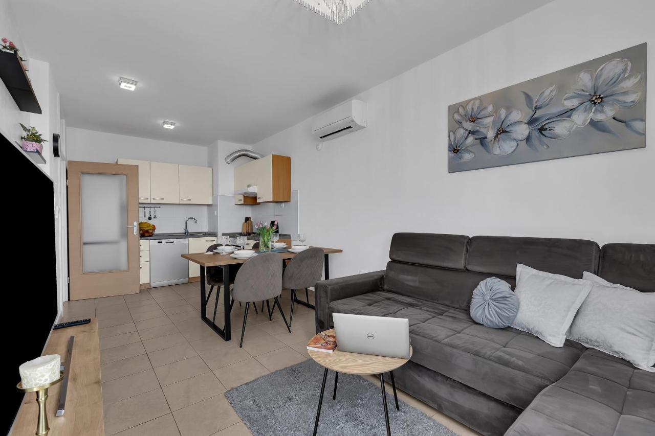 Apartman Magnolia 마카르스카 외부 사진